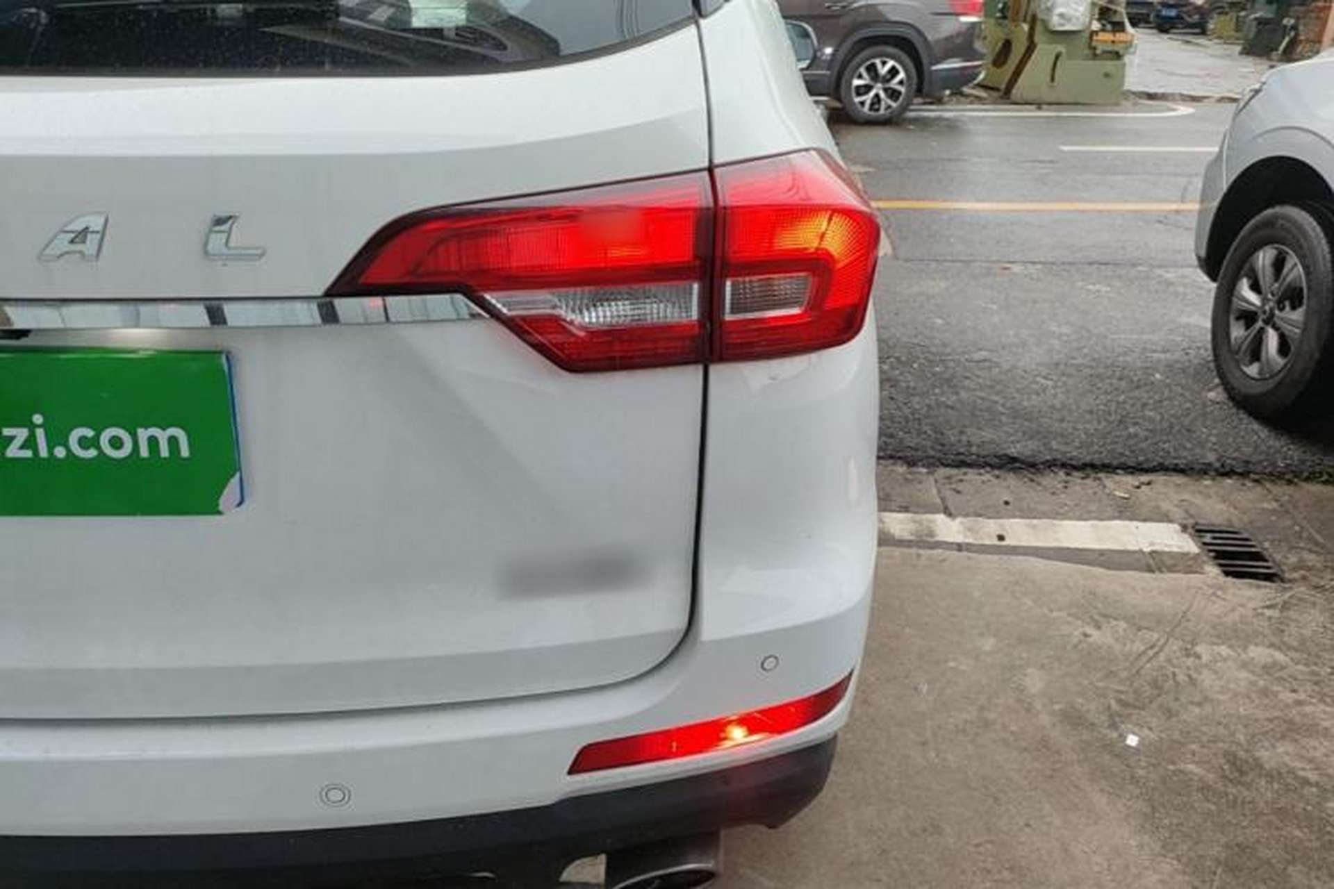 Used Haval M6 2019 1.5T Manual Two-Wheel Drive Elite Version China VI Standard Right Rear Taillight