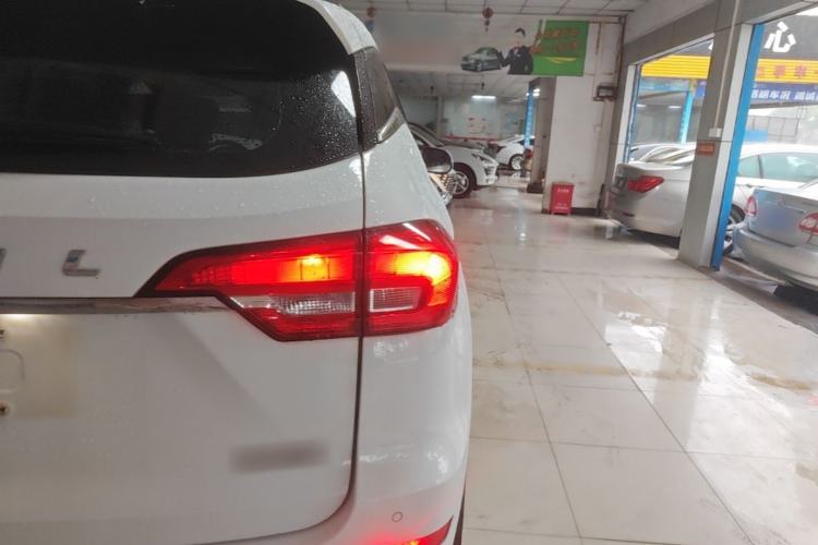 Used Haval M6 2019 1.5T Manual Two-Wheel Drive Elite Version China V Standard Right Rear Taillight