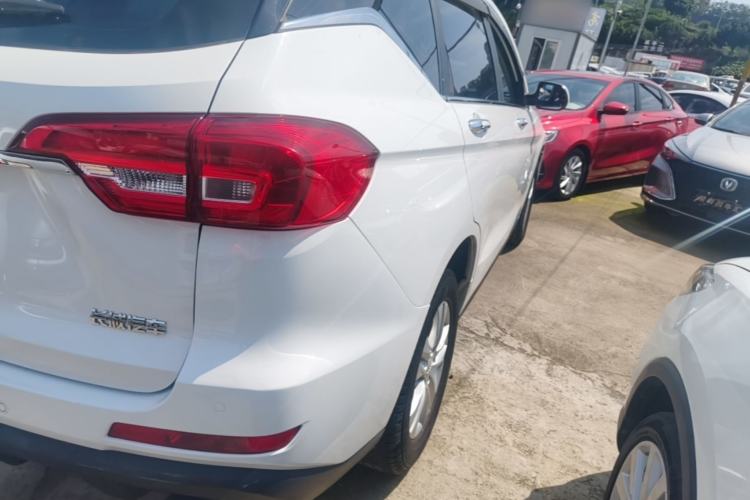 Used Haval M6 2019 1.5T DCT Two-Wheel Drive Value Edition China VI Standard Right Rear Taillight