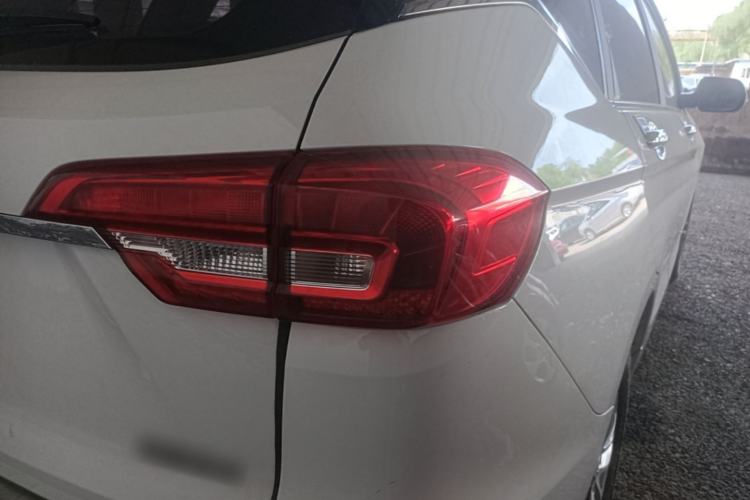 Used Haval M6 2019 1.5T DCT Two-Wheel Drive Elite Version China VI Standard Right Rear Taillight