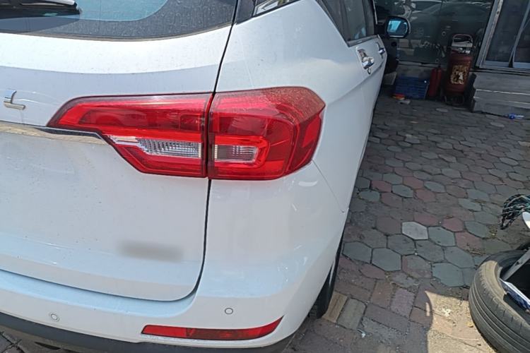 Used Haval M6 2019 1.5T Manual Two-Wheel Drive Elite Version China VI Standard Right Rear Taillight