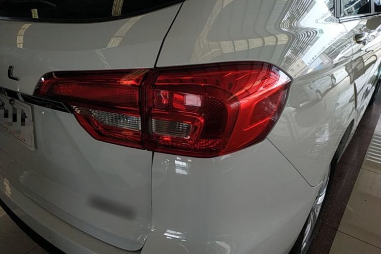 Used Haval M6 2019 1.5T DCT Two-Wheel Drive Elite Version China VI Standard Right Rear Taillight