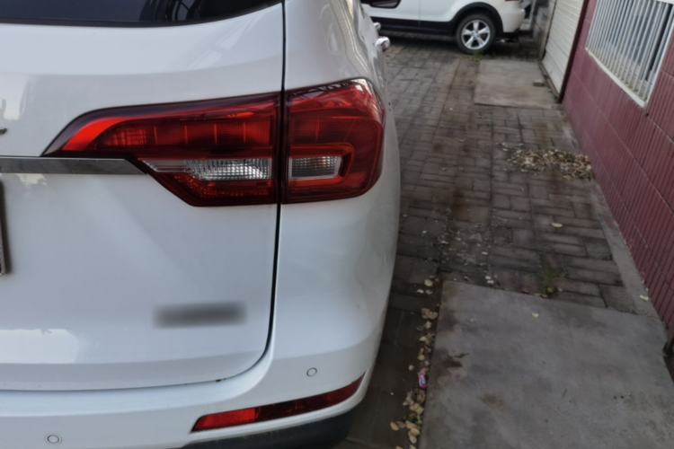Used Haval M6 2019 1.5T Manual Two-Wheel Drive Urban Version China VI Standard Right Rear Taillight