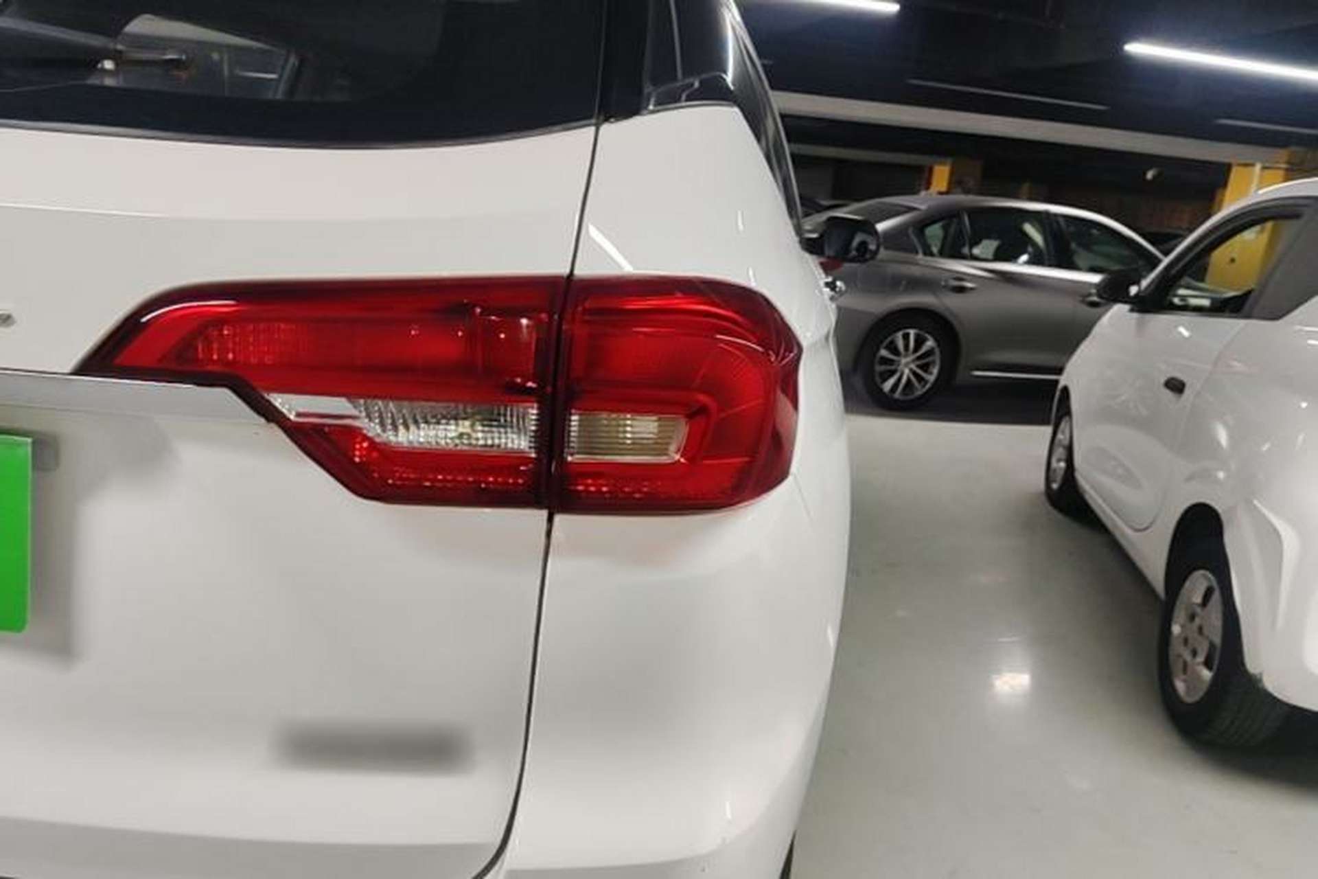Used Haval M6 2019 1.5T DCT Two-Wheel Drive Value Edition China VI Standard Right Rear Taillight