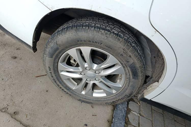 Used Haval M6 2019 1.5T DCT Two-Wheel Drive Value Edition China VI Standard Right Rear Wheel Hub