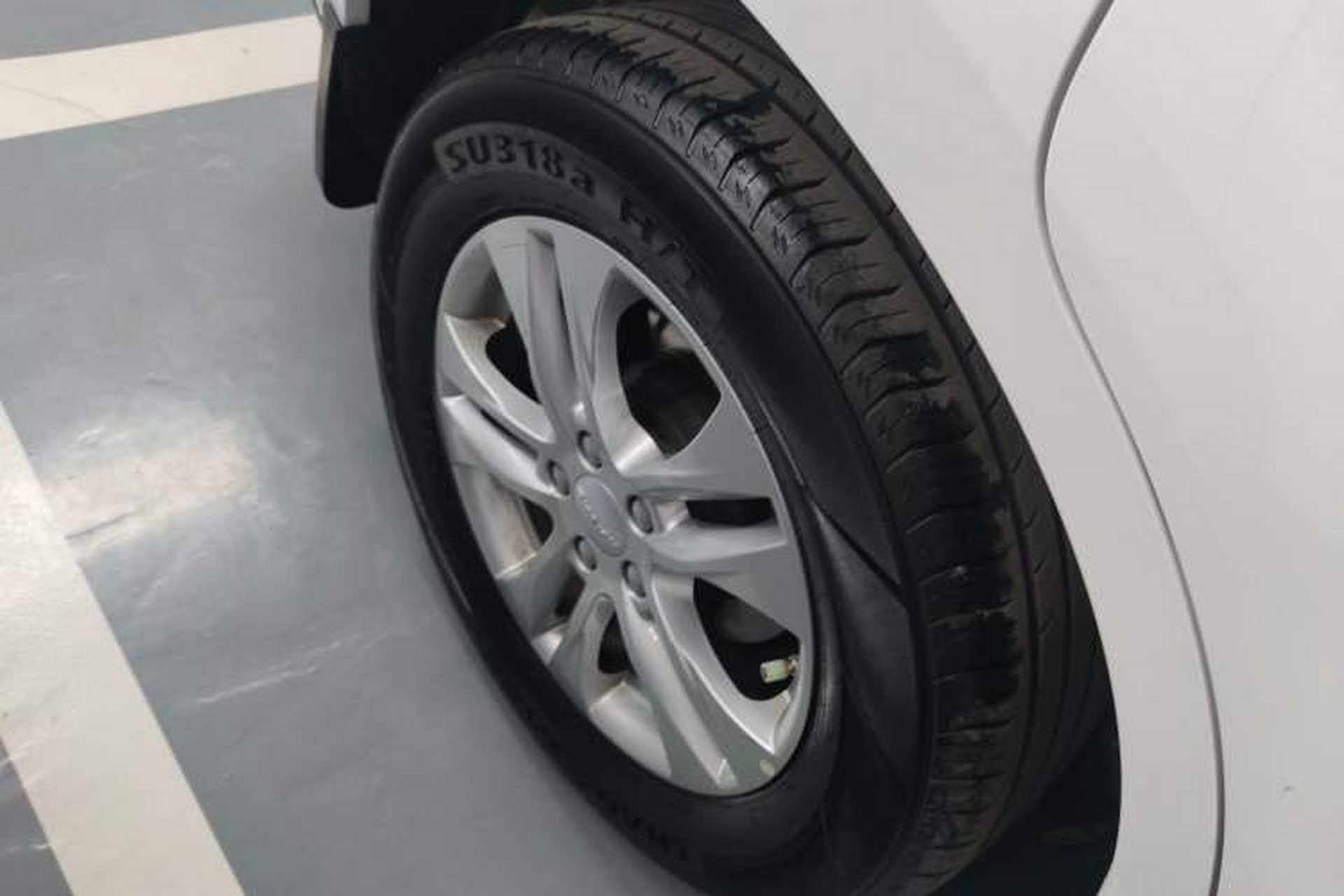 Used Haval M6 2019 1.5T DCT Two-Wheel Drive Value Edition China VI Standard Right Rear Wheel Hub