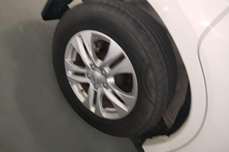 Used Haval M6 2019 1.5T Manual Two-Wheel Drive Elite Version China V Standard Right Rear Wheel Hub
