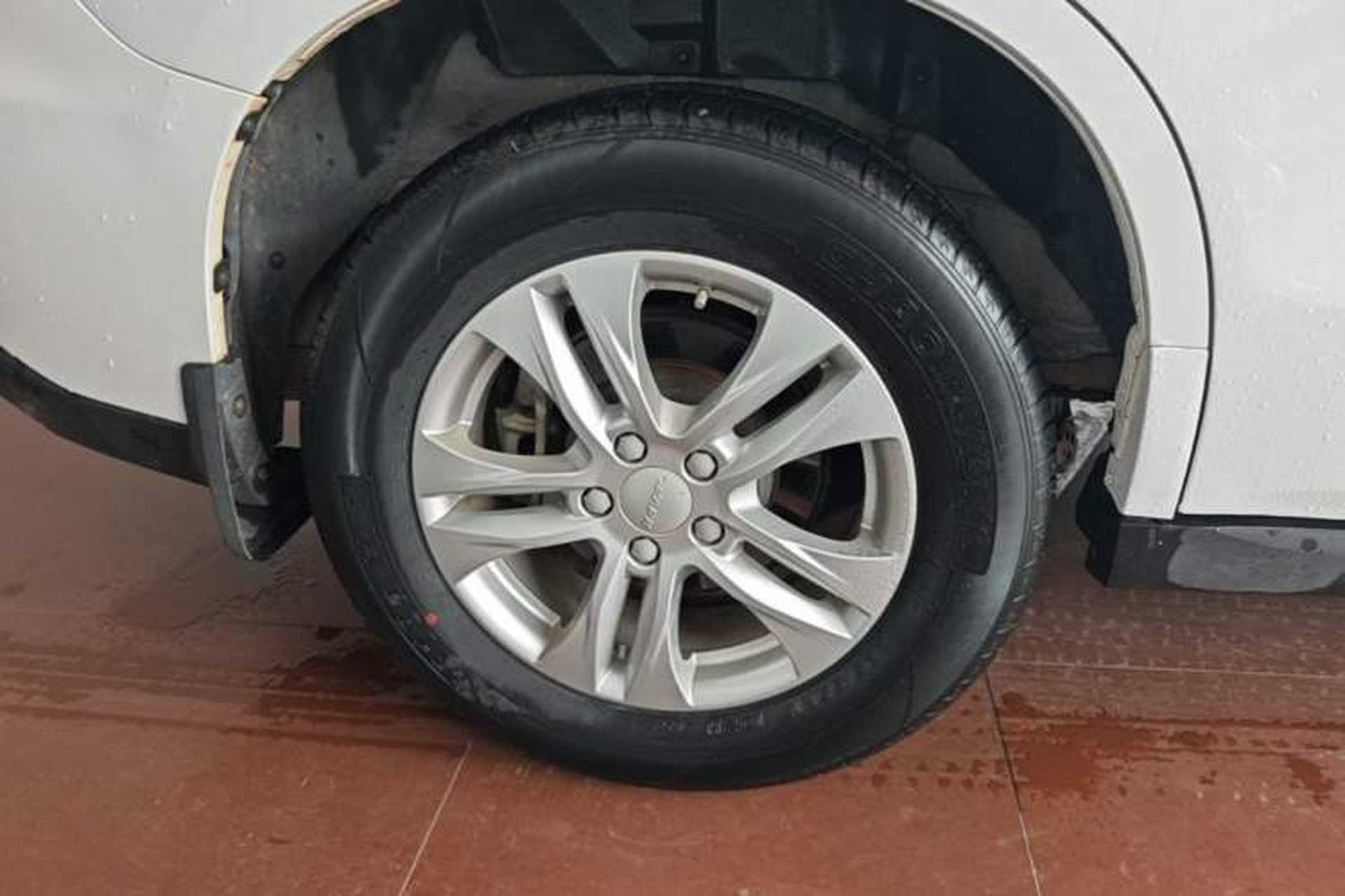 Used Haval M6 2019 1.5T DCT Two-Wheel Drive Elite Version China VI Standard Right Rear Wheel Hub