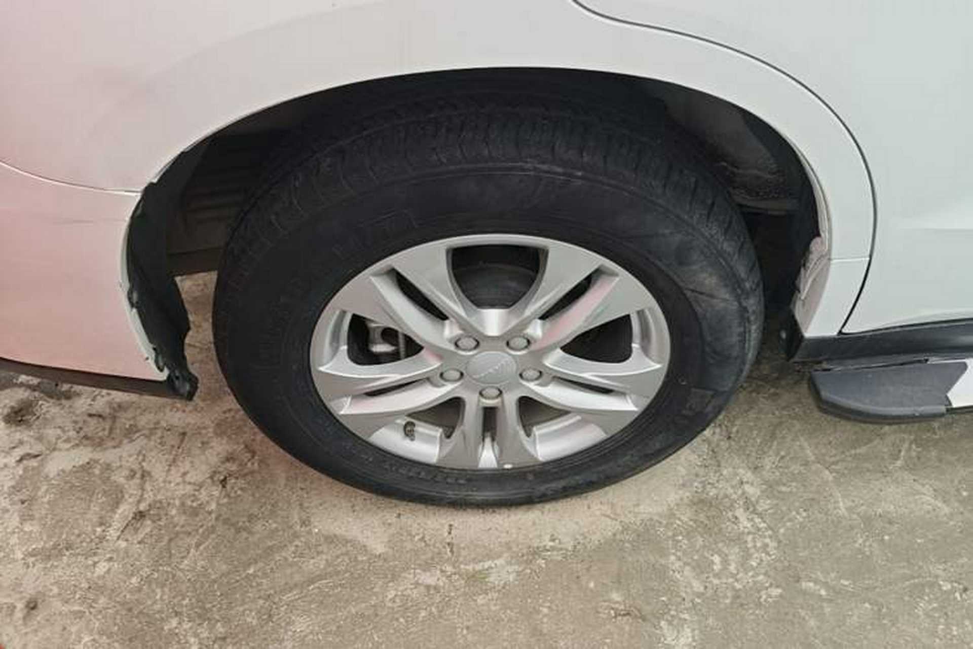 Used Haval M6 2019 1.5T Manual Two-Wheel Drive Urban Version China VI Standard Right Rear Wheel Hub