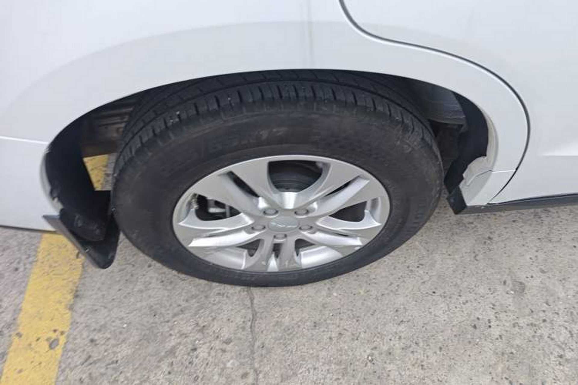 Used Haval M6 2019 1.5T DCT Two-Wheel Drive Value Edition China VI Standard Right Rear Wheel Hub