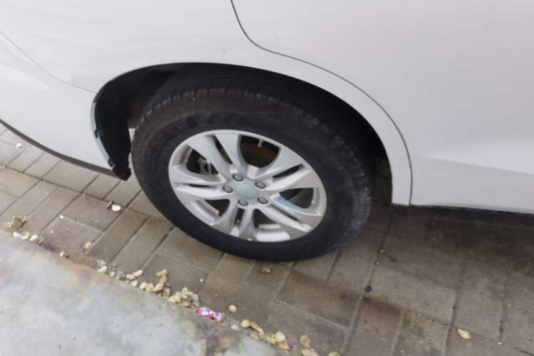 Used Haval M6 2019 1.5T Manual Two-Wheel Drive Urban Version China VI Standard Right Rear Wheel Hub