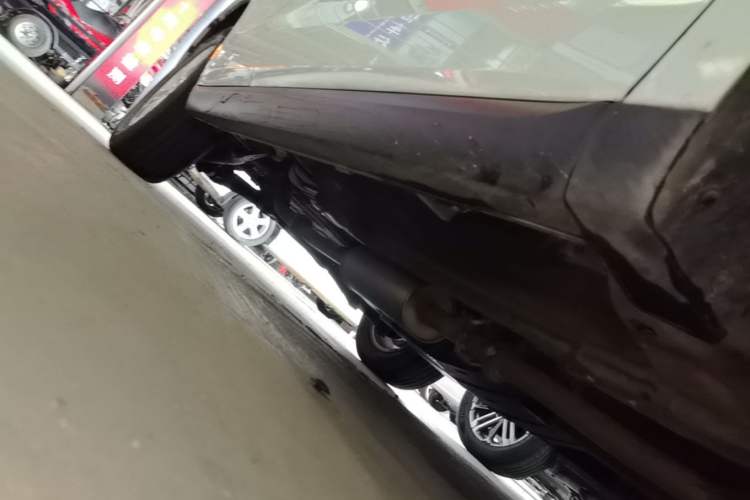 Used Haval M6 2019 1.5T DCT Two-Wheel Drive Urban Version China VI Standard Right Side Sill