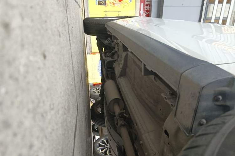 Used Haval M6 2019 1.5T Manual Two-Wheel Drive Elite Version China V Standard Right Side Sill