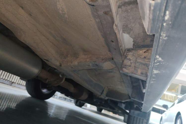 Used Haval M6 2019 1.5T DCT Two-Wheel Drive Value Edition China VI Standard Right Side Sill