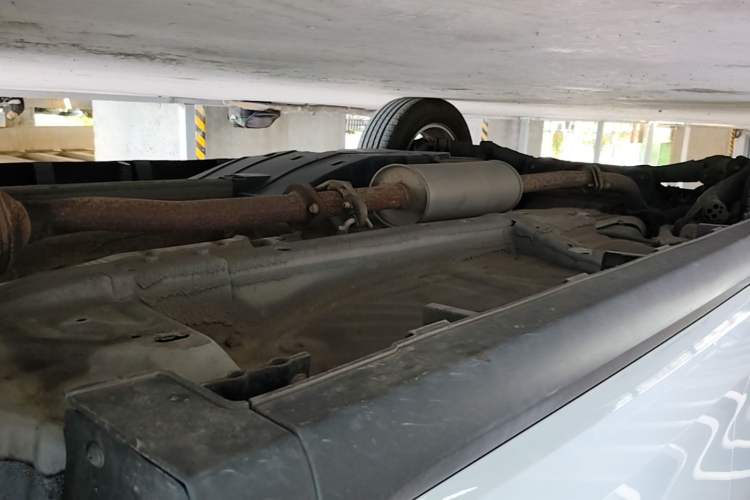 Used Haval M6 2019 1.5T DCT Two-Wheel Drive Value Edition China VI Standard Right Side Sill