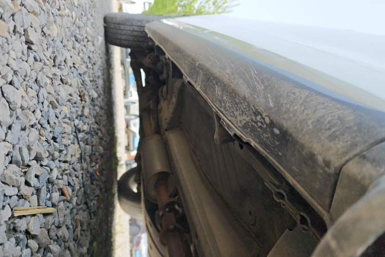 Used Haval M6 2019 1.5T DCT Two-Wheel Drive Value Edition China VI Standard Right Side Sill