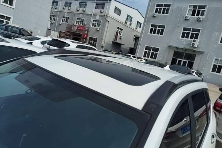 Used Haval M6 2019 1.5T Manual Two-Wheel Drive Elite Version China VI Standard Roof