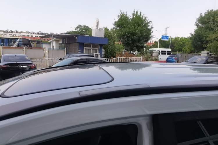Used Haval M6 2019 1.5T DCT Two-Wheel Drive Value Edition China VI Standard Roof