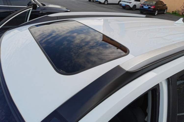 Used Haval M6 2019 1.5T Manual Two-Wheel Drive Elite Version China VI Standard Roof