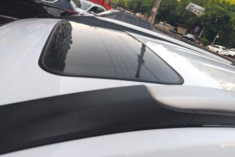 Used Haval M6 2019 1.5T DCT Two-Wheel Drive Elite Version China VI Standard Roof