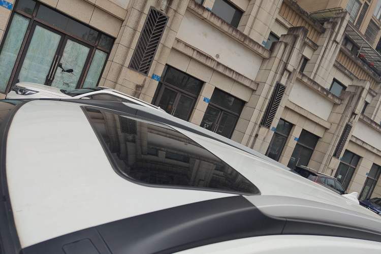 Used Haval M6 2019 1.5T DCT Two-Wheel Drive Elite Version China VI Standard Roof