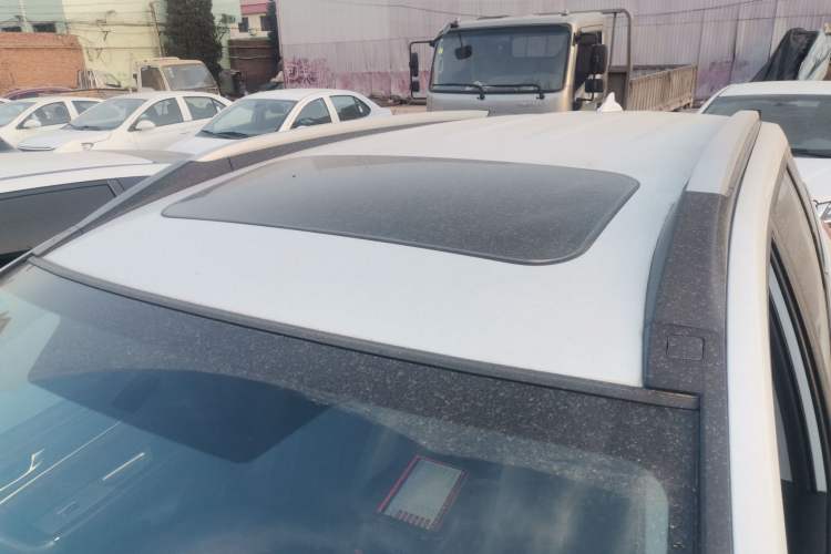 Used Haval M6 2019 1.5T DCT Two-Wheel Drive Elite Version China VI Standard Roof
