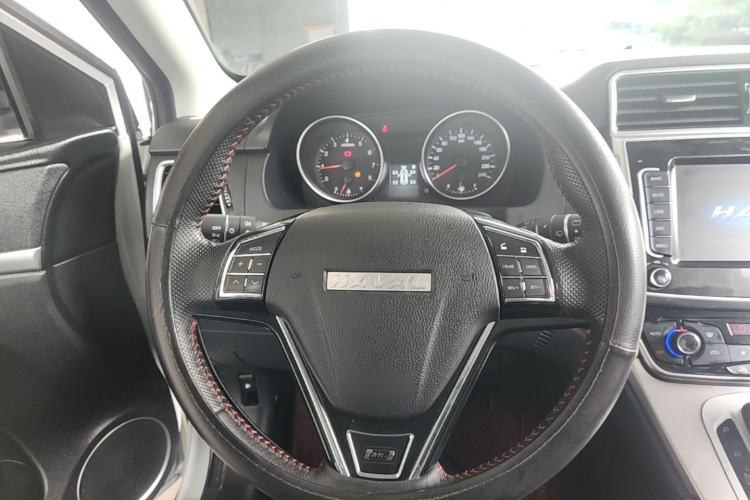 Used Haval M6 2019 1.5T DCT Two-Wheel Drive Elite Version China V Standard Steering Wheel