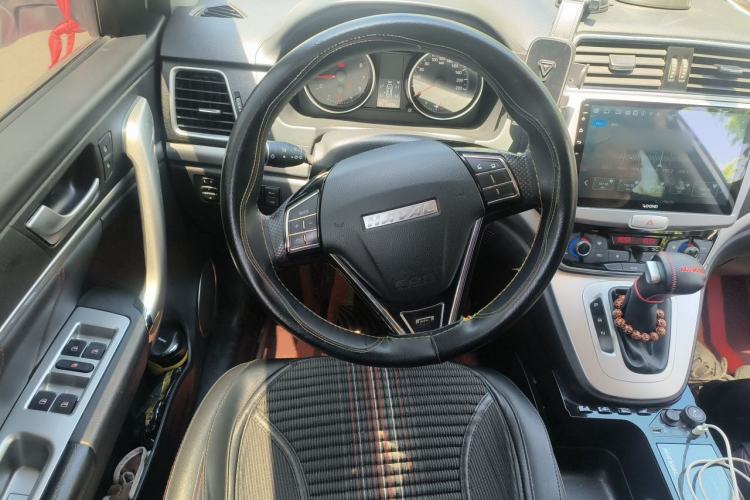 Used Haval M6 2019 1.5T DCT Two-Wheel Drive Value Edition China VI Standard Steering Wheel
