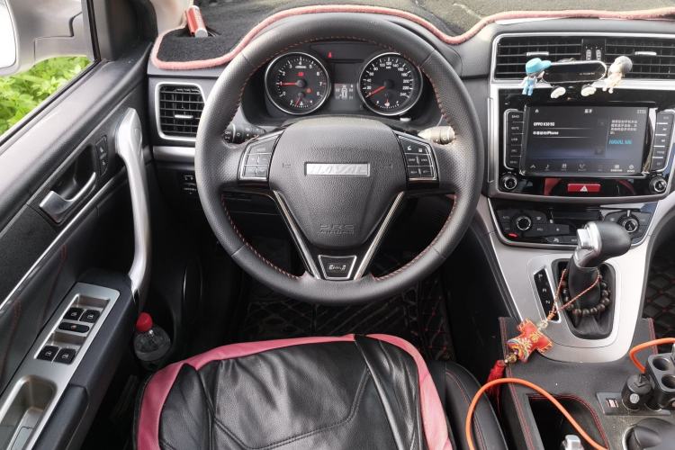 Used Haval M6 2019 1.5T DCT Two-Wheel Drive Elite Version China VI Standard Steering Wheel
