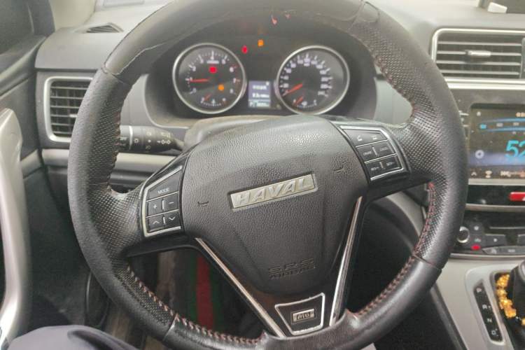 Used Haval M6 2019 1.5T DCT Two-Wheel Drive Elite Version China V Standard Steering Wheel