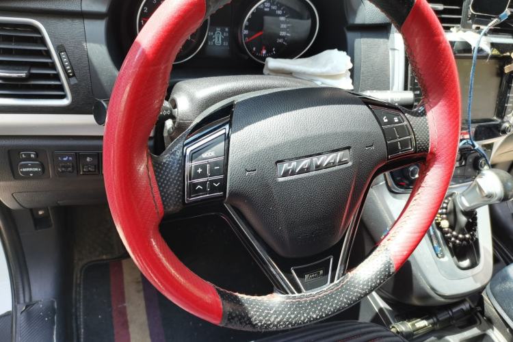 Used Haval M6 2019 1.5T DCT Two-Wheel Drive Value Edition China VI Standard Steering Wheel