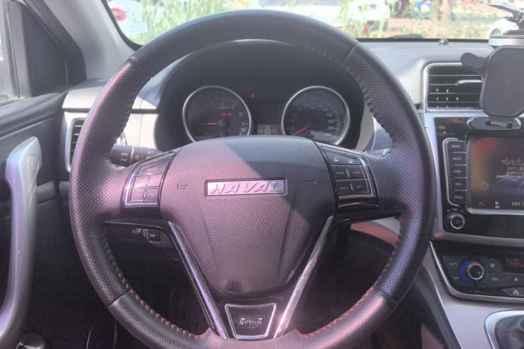 Used Haval M6 2019 1.5T Manual Two-Wheel Drive Elite Version China VI Standard Steering Wheel