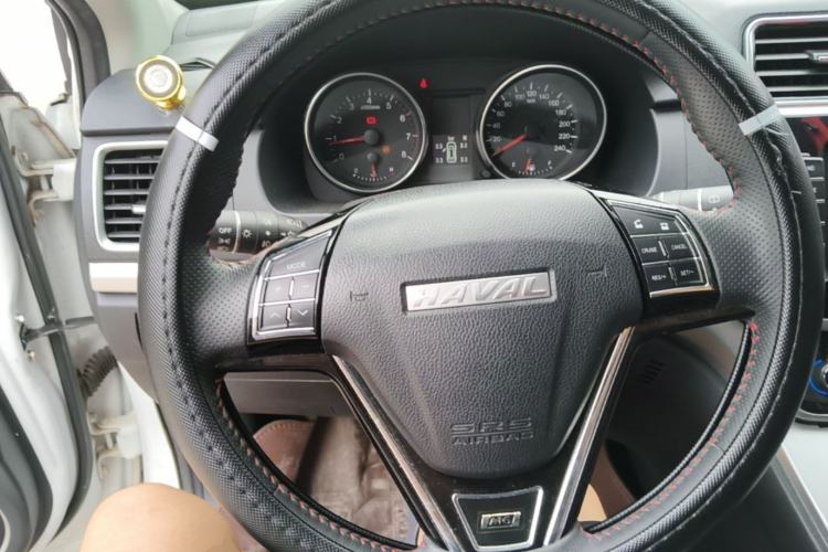 Used Haval M6 2019 1.5T DCT Two-Wheel Drive Elite Version China VI Standard Steering Wheel