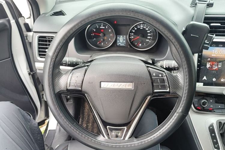 Used Haval M6 2019 1.5T DCT Two-Wheel Drive Value Edition China VI Standard Steering Wheel