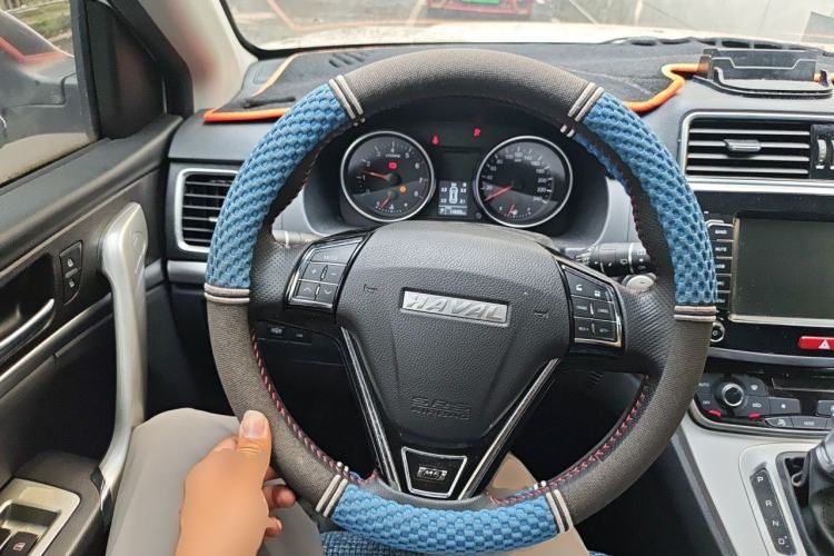 Used Haval M6 2019 1.5T DCT Two-Wheel Drive Value Edition China VI Standard Steering Wheel