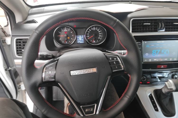 Used Haval M6 2019 1.5T DCT Two-Wheel Drive Value Edition China VI Standard Steering Wheel