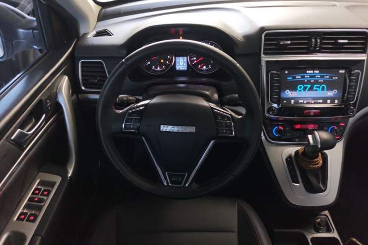 Used Haval M6 2019 1.5T DCT Two-Wheel Drive Elite Version China V Standard Steering Wheel