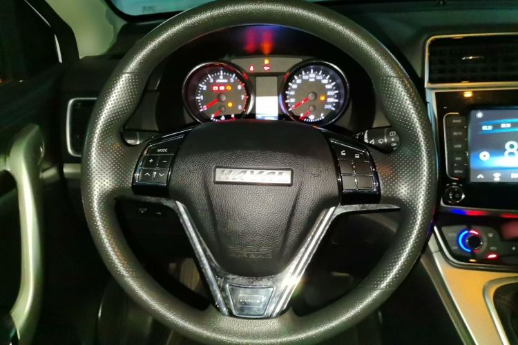 Used Haval M6 2019 1.5T Manual Two-Wheel Drive Urban Version China VI Standard Steering Wheel