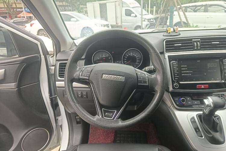 Used Haval M6 2019 1.5T DCT Two-Wheel Drive Value Edition China VI Standard Steering Wheel