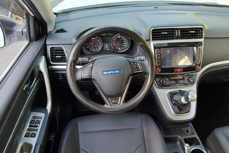 Used Haval M6 2019 1.5T Manual Two-Wheel Drive Elite Version China VI Standard Steering Wheel
