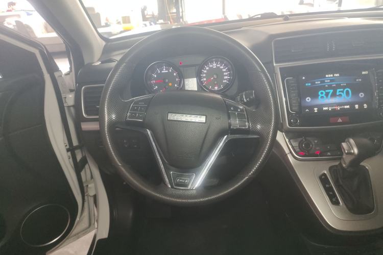 Used Haval M6 2019 1.5T DCT Two-Wheel Drive Value Edition China VI Standard Steering Wheel