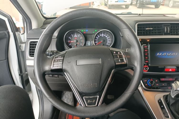 Used Haval M6 2019 1.5T DCT Two-Wheel Drive Value Edition China VI Standard Steering Wheel