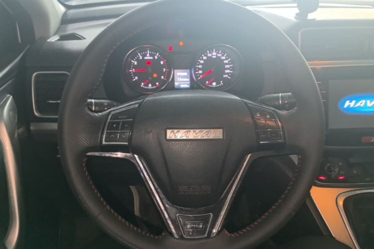Used Haval M6 2019 1.5T Manual Two-Wheel Drive Elite Version China VI Standard Steering Wheel