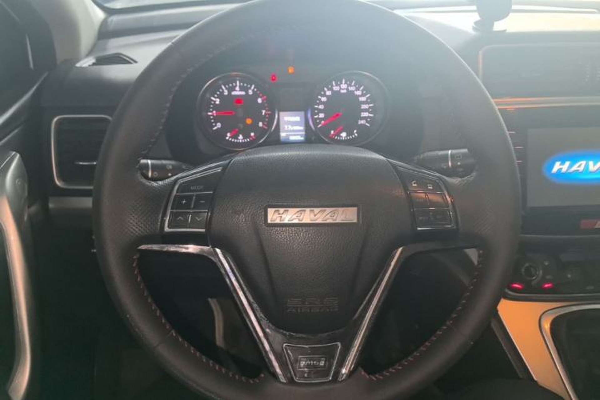 Used Haval M6 2019 1.5T Manual Two-Wheel Drive Elite Version China VI Standard Steering Wheel