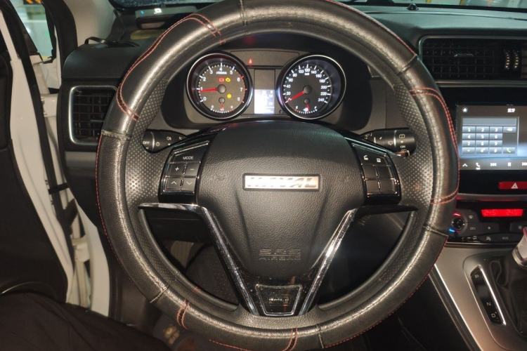 Used Haval M6 2019 1.5T DCT Two-Wheel Drive Value Edition China VI Standard Steering Wheel