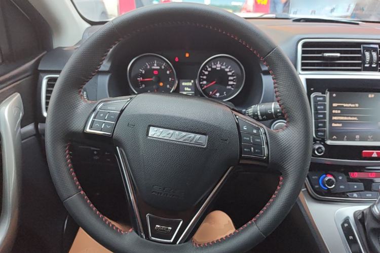 Used Haval M6 2019 1.5T DCT Two-Wheel Drive Elite Version China VI Standard Steering Wheel