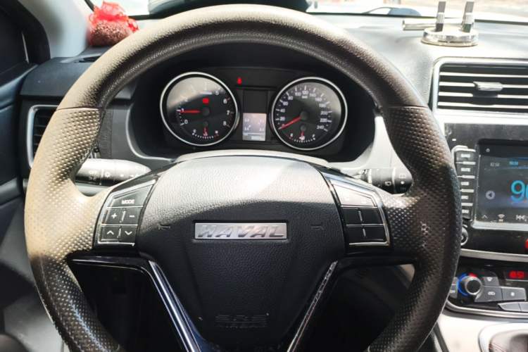 Used Haval M6 2019 1.5T Manual Two-Wheel Drive Urban Version China VI Standard Steering Wheel