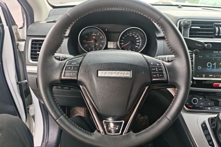 Used Haval M6 2019 1.5T DCT Two-Wheel Drive Elite Version China VI Standard Steering Wheel