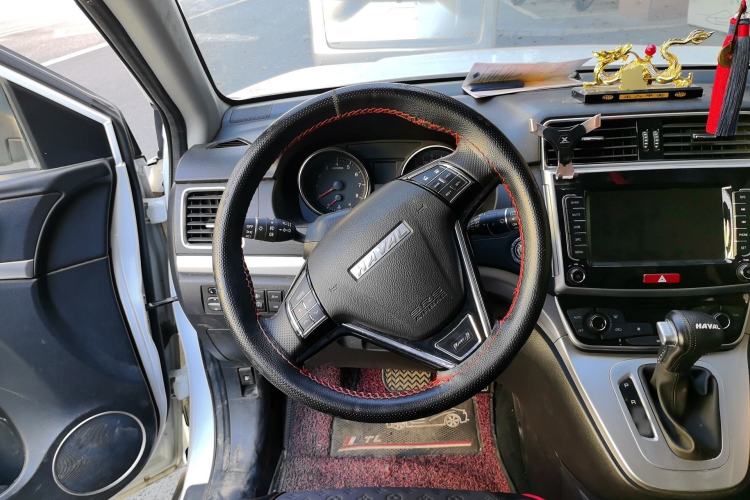 Used Haval M6 2019 1.5T DCT Two-Wheel Drive Elite Version China VI Standard Steering Wheel