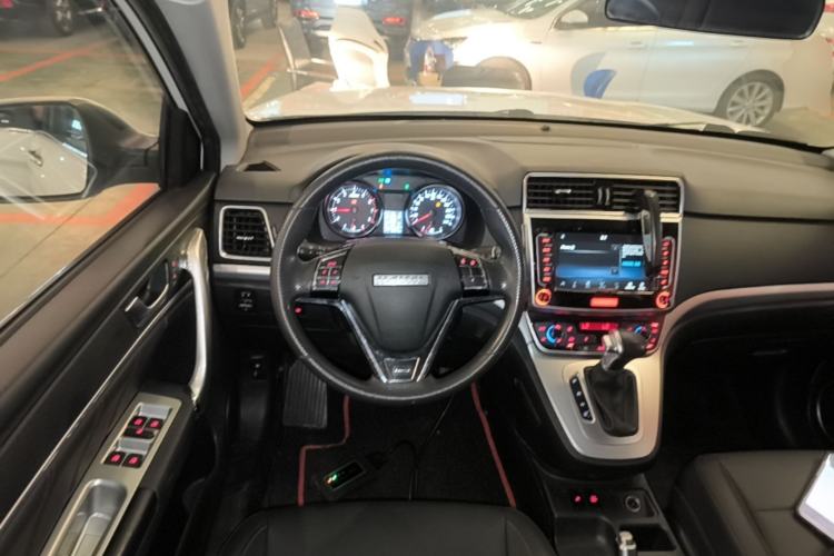 Used Haval M6 2019 1.5T DCT Two-Wheel Drive Value Edition China VI Standard Steering Wheel